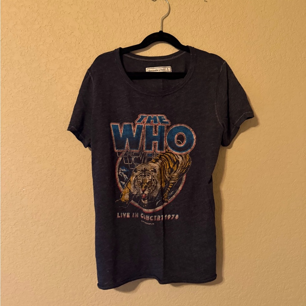 Abercrombie & Fitch Black Graphic Tee